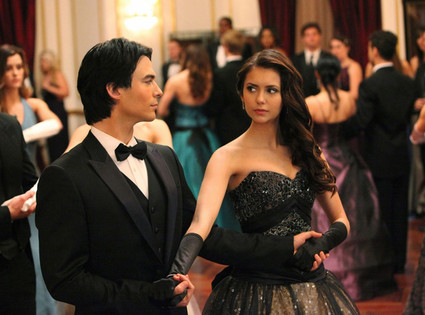 Nina Dobrev, THE VAMPIRE DIARIES Nina Dobrev, THE VAMPIRE DIARIES